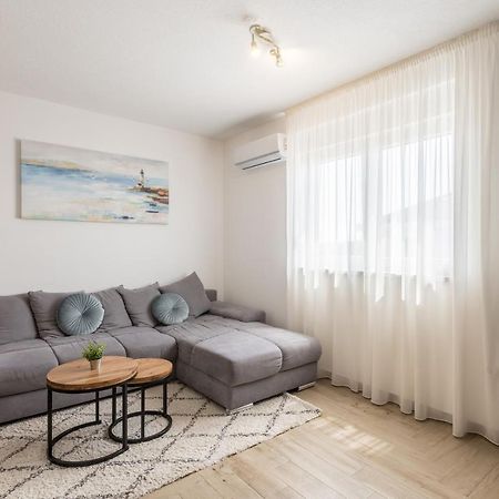 Apartment Vigo Каштела Екстер'єр фото