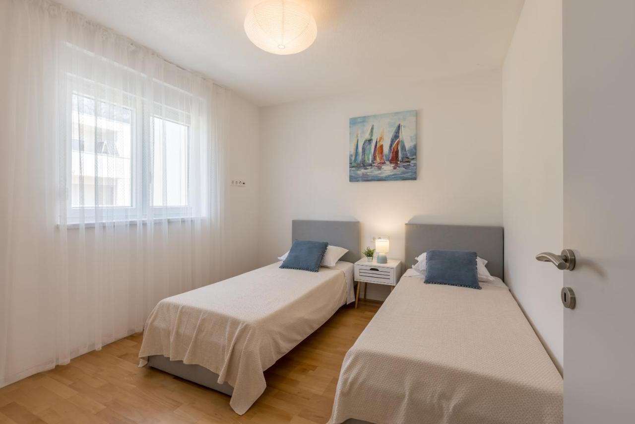 Apartment Vigo Каштела Екстер'єр фото